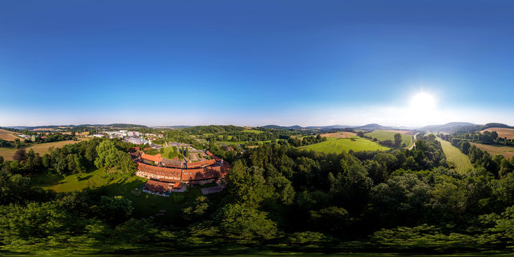 Luftaufnahmen Schlosshotel Weyberh  fe Wir sind 360 Grad