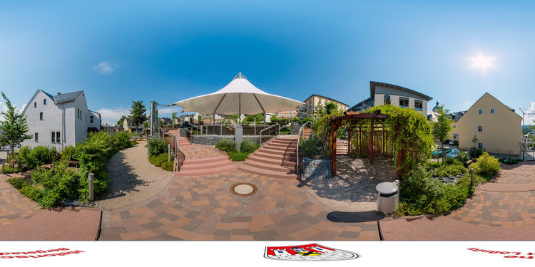 Schulhof - Unterer Campus - Stadt Lößnitz - Wir sind 360 Grad